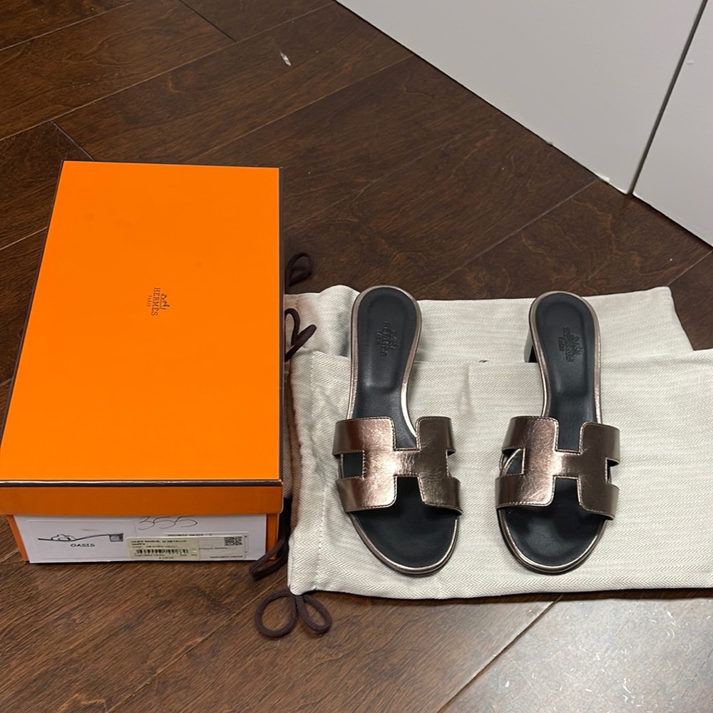 New Hermes women sandal size 35.5